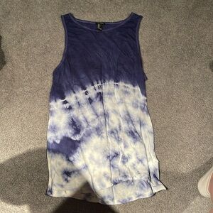 Forever 21 tie dye tank in blue L